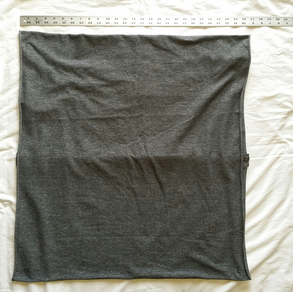 Lululemon infinity scarf 3-in-one - Picture 1 of 8